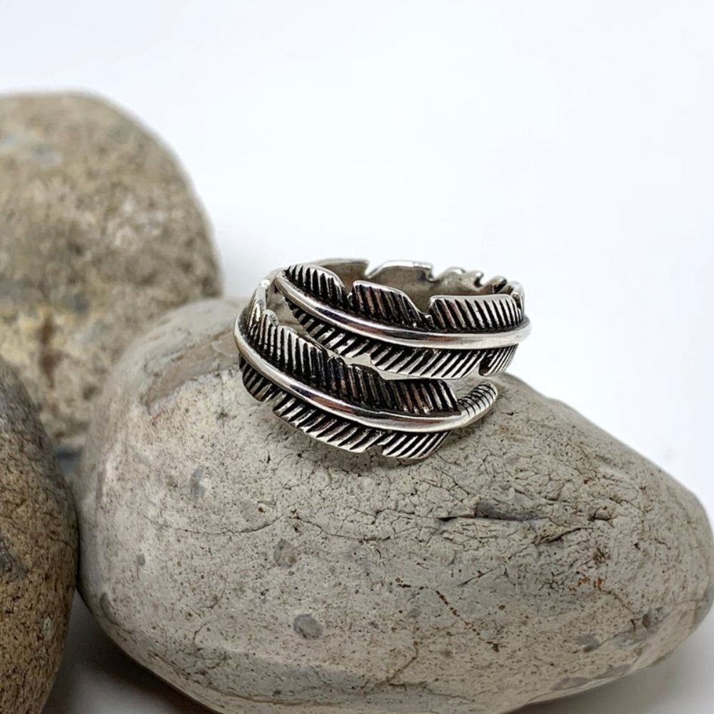 Feather Silver Ring, Bypass Ring, Adjustable Open - image 1